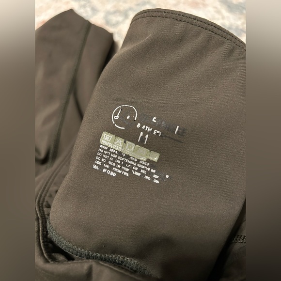 Ultra high waisted leggings - Picture 3 of 3